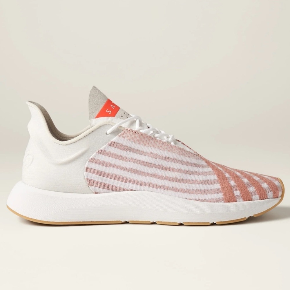 Athleta Saysh One Women’s Hearth Rose Lace Up Sneakers Size 8